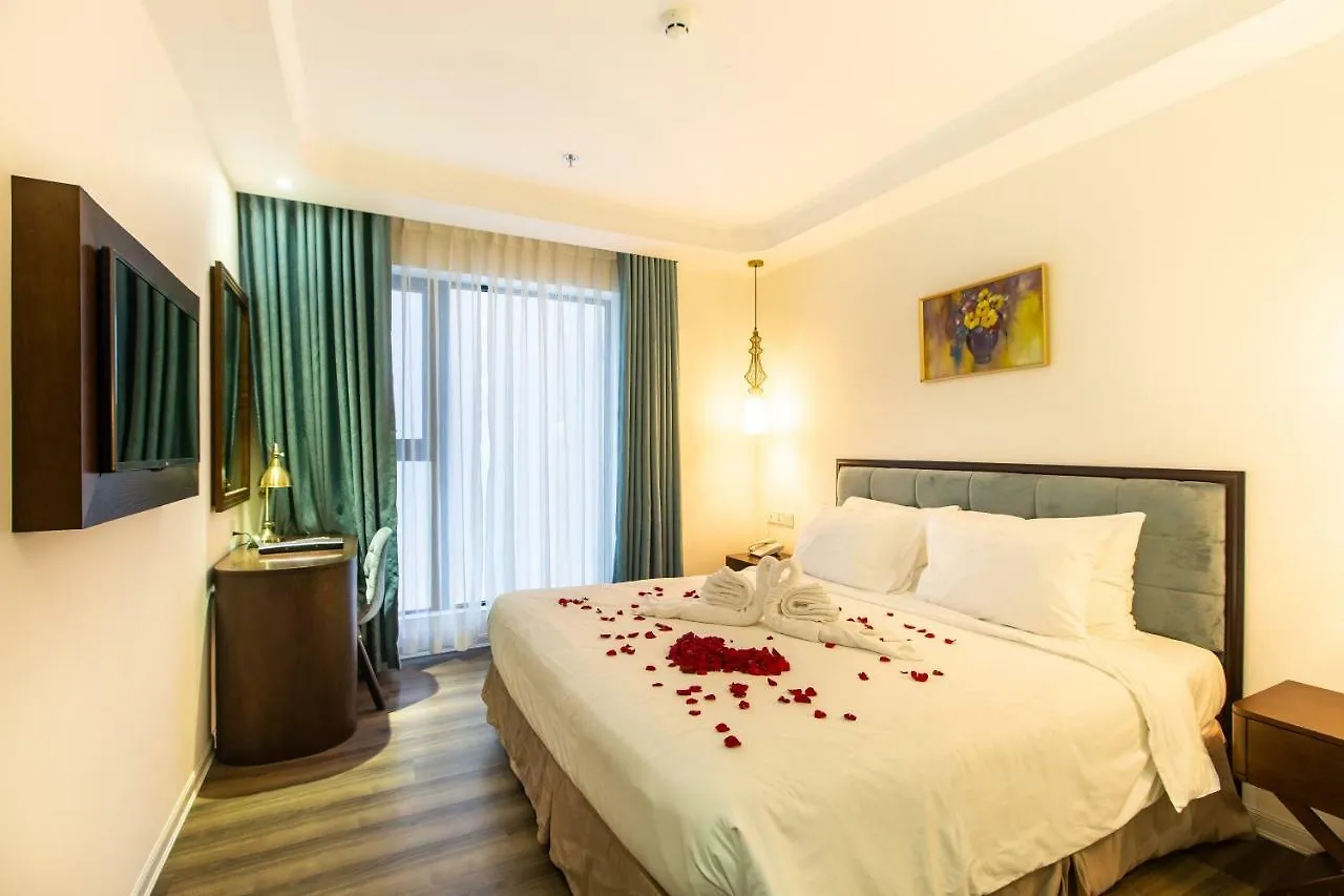 Adaline Hotel And Suite Đà Nẵng 3*,