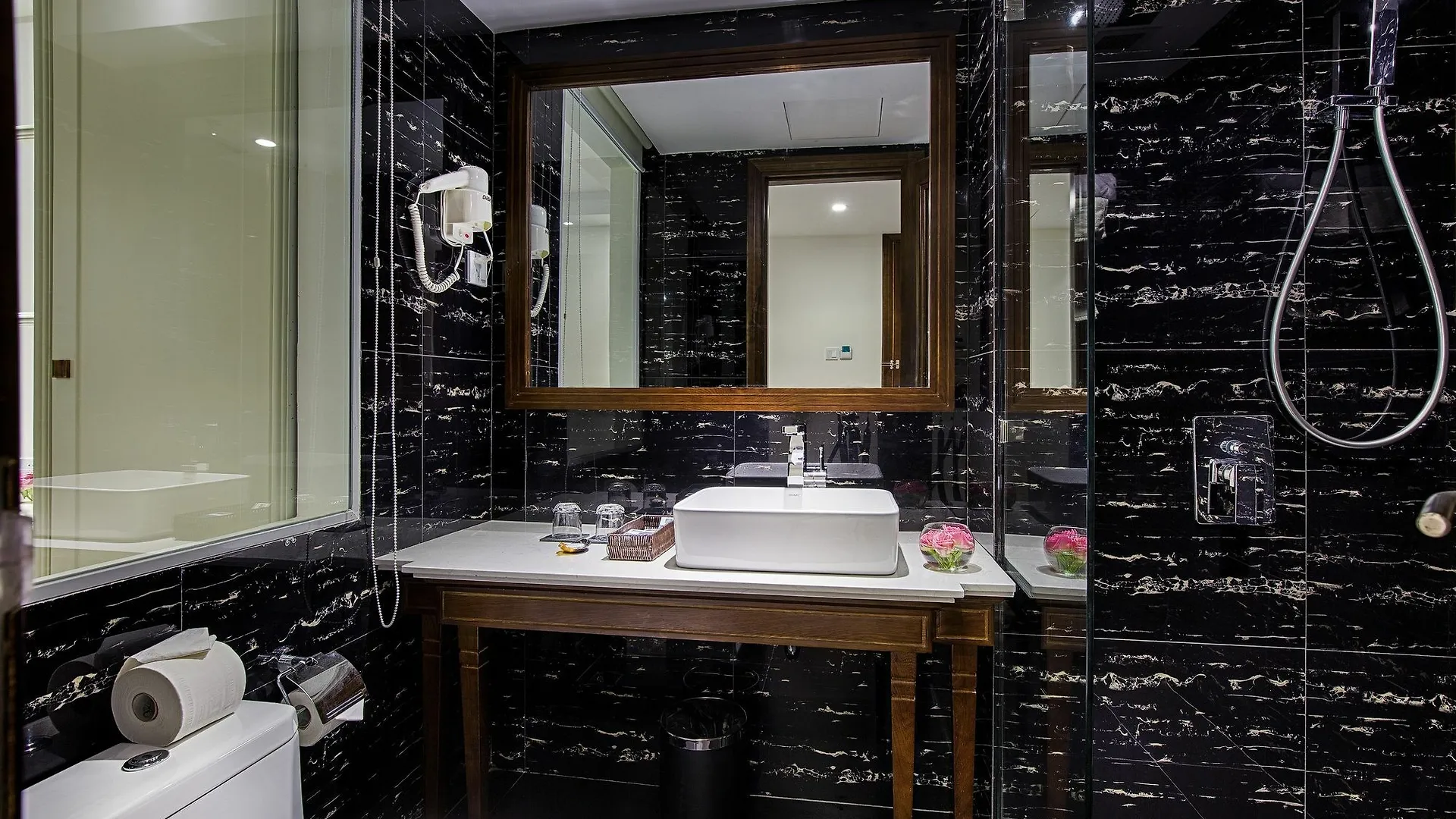 Adaline Hotel And Suite Da Nang Vietnam